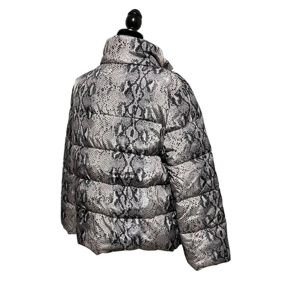 Betsey Johnson Gray Snakeskin Print Puffer Jacket Size L - Picture 4 of 11